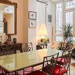 Lovely Spacious Nest Near Pigalle